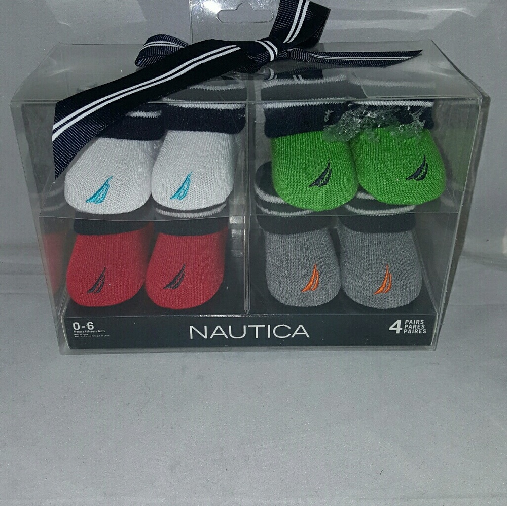 Nautica 4 pairs of booties